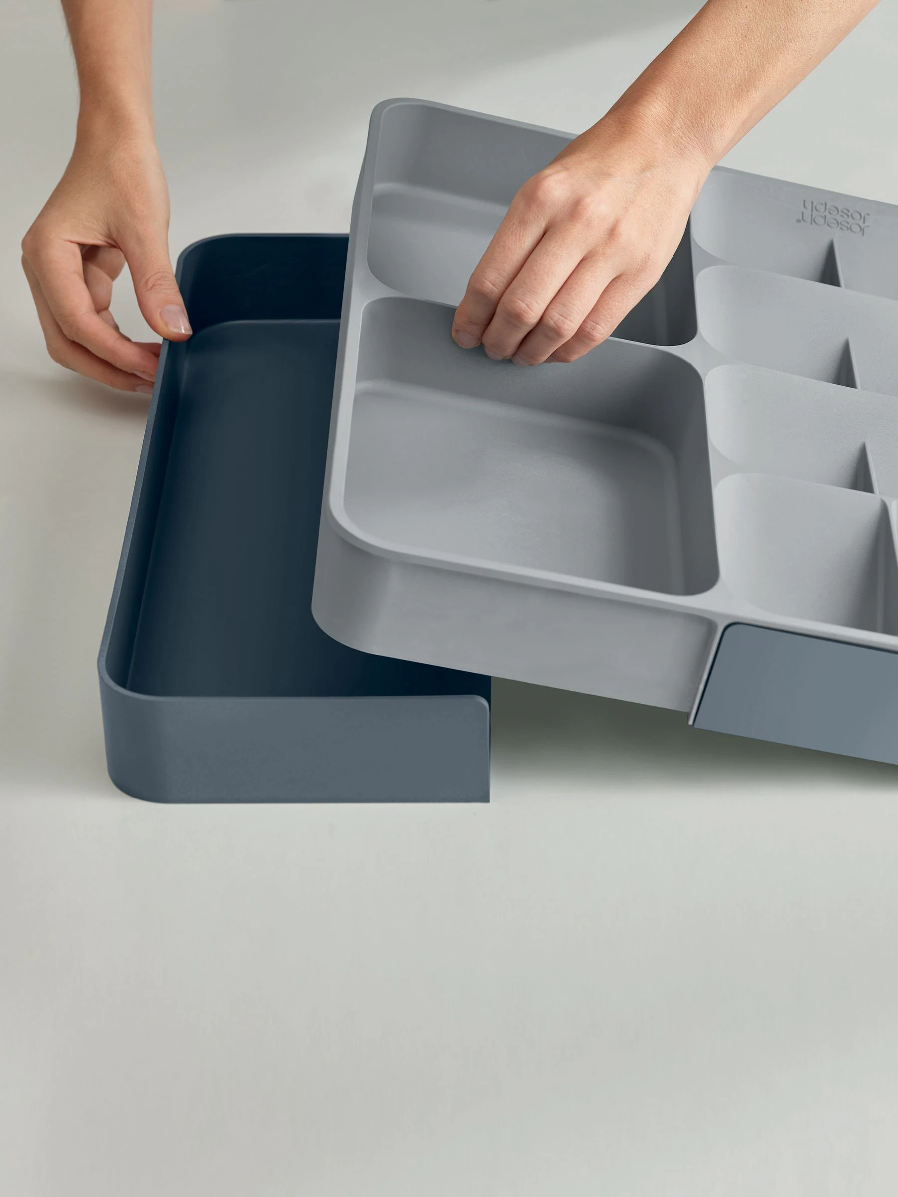 Joseph Joseph grijze Drawer Store uitschuifbare bestekbak