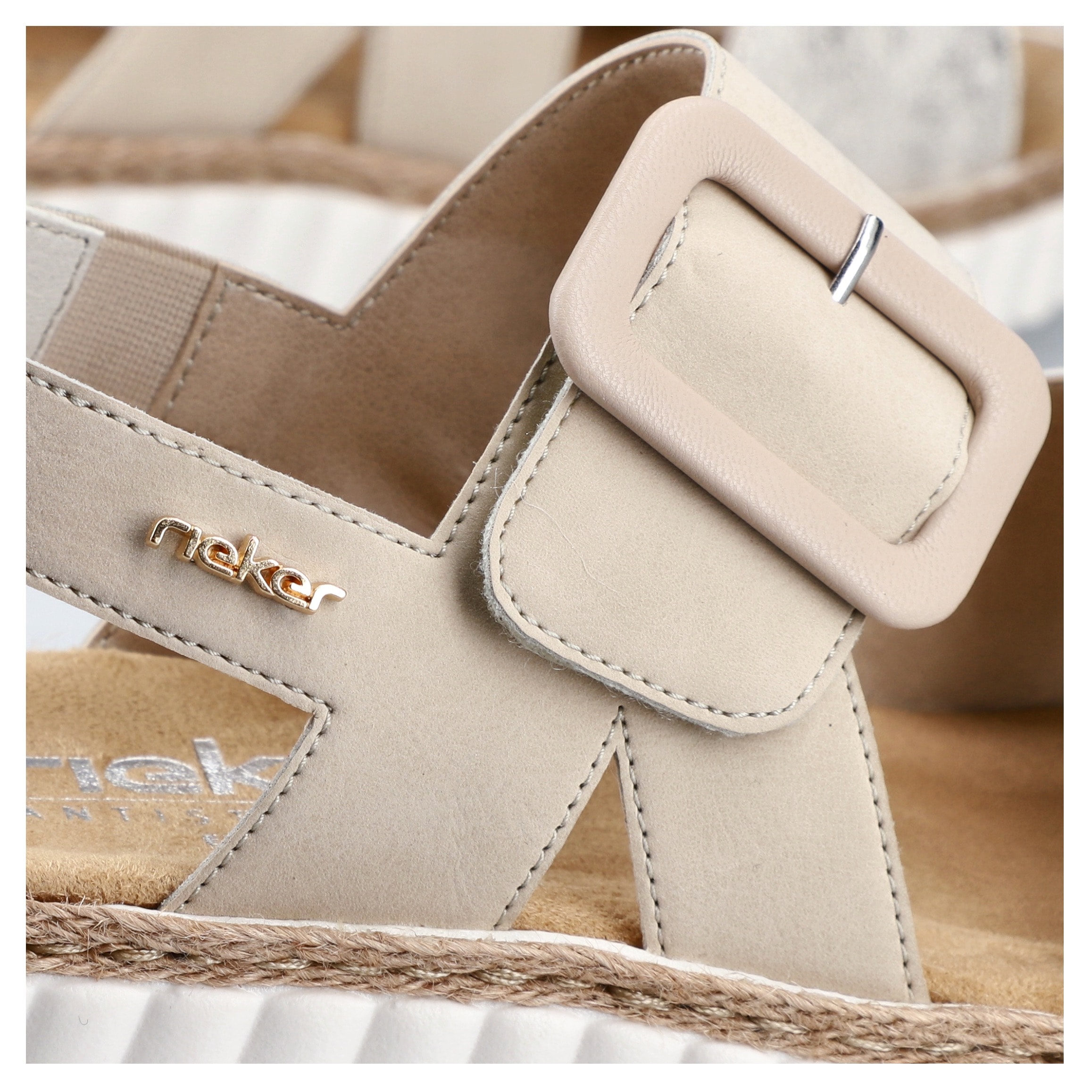 Rieker Plateausandale  , Sommerschuh, Sandalette, Keilabsatz, in bequemer Form