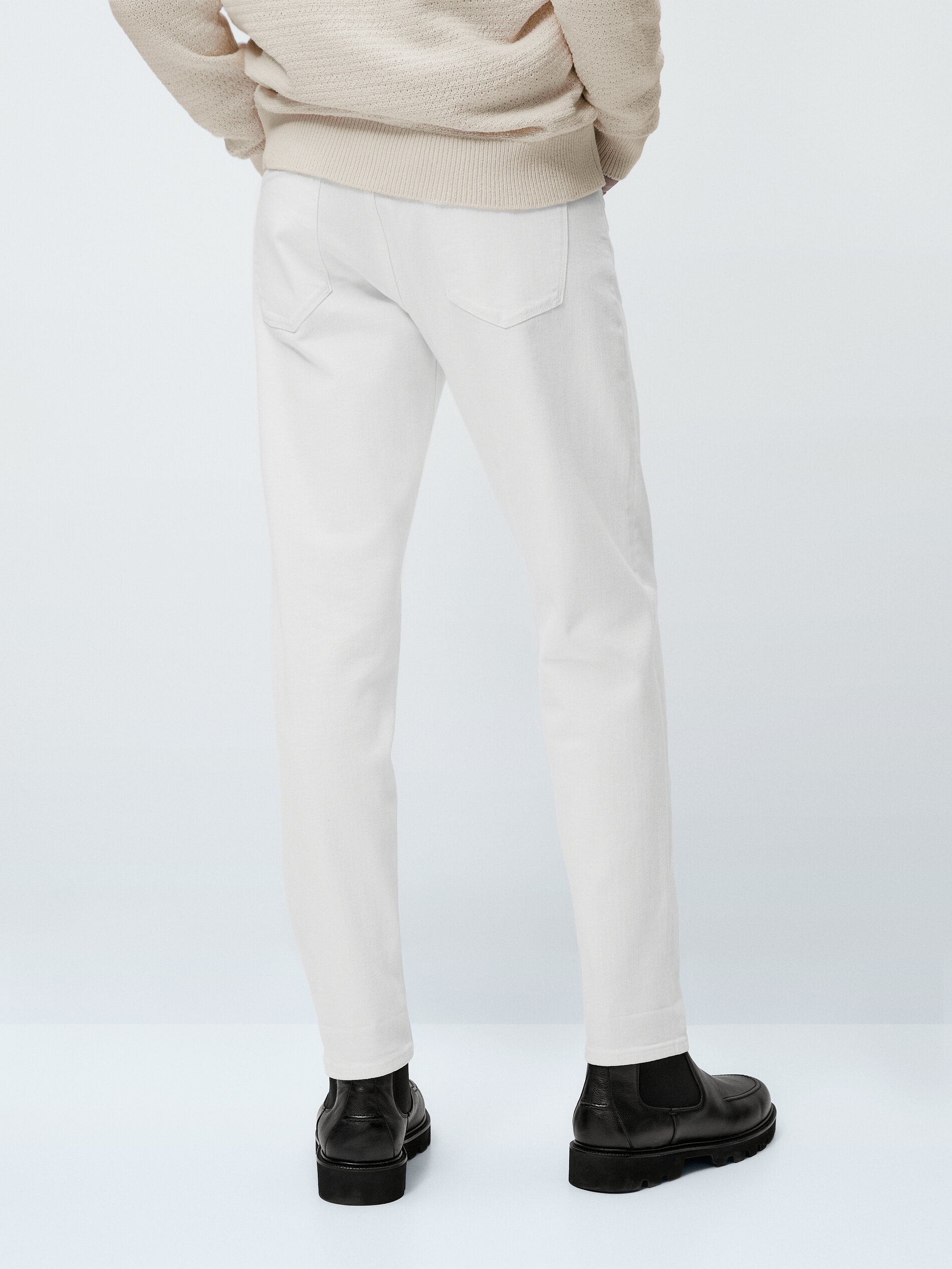 Calça vaquero com ourela - BLANCO