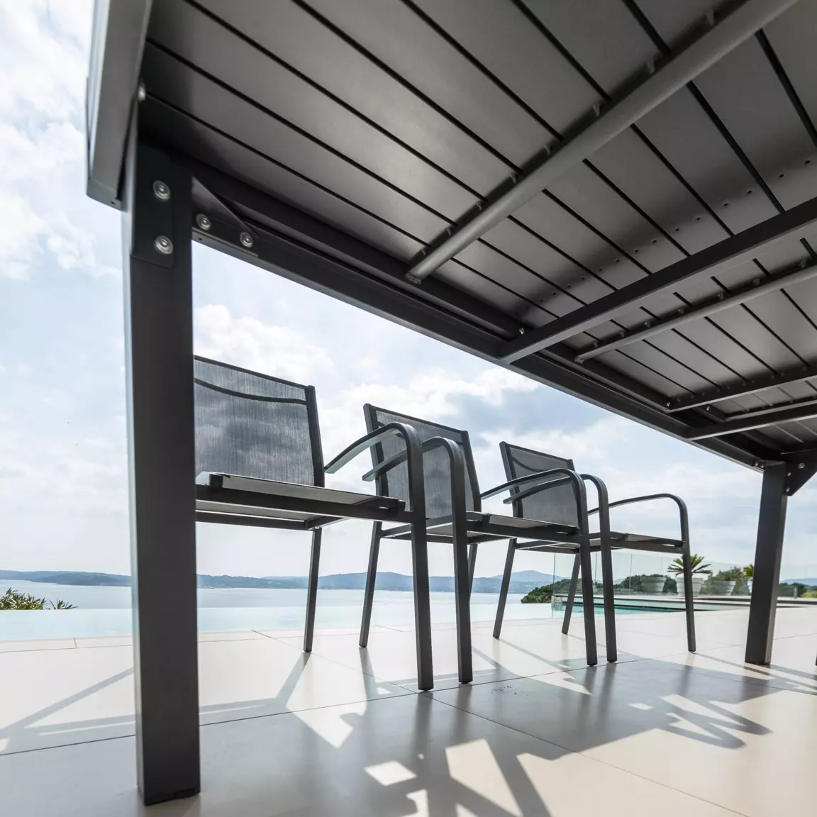 Table de jardin extensible aluminium 12 places (200/320 x 100 cm) Murano Gris anthracite