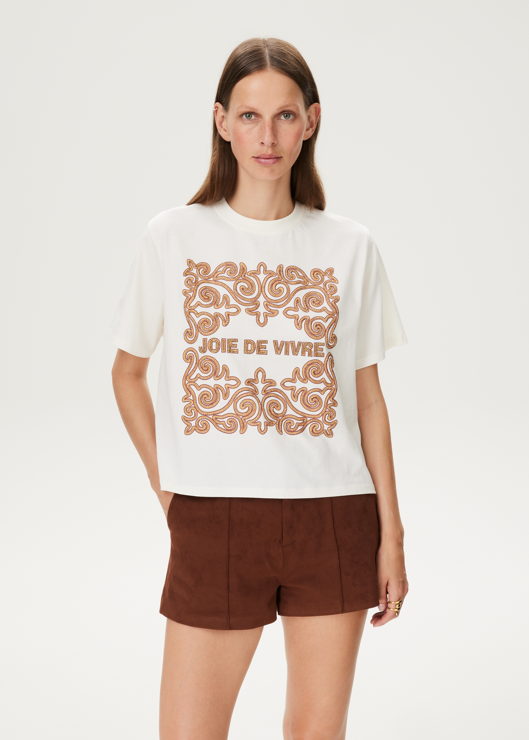 T-shirt met fancy borduurwerk