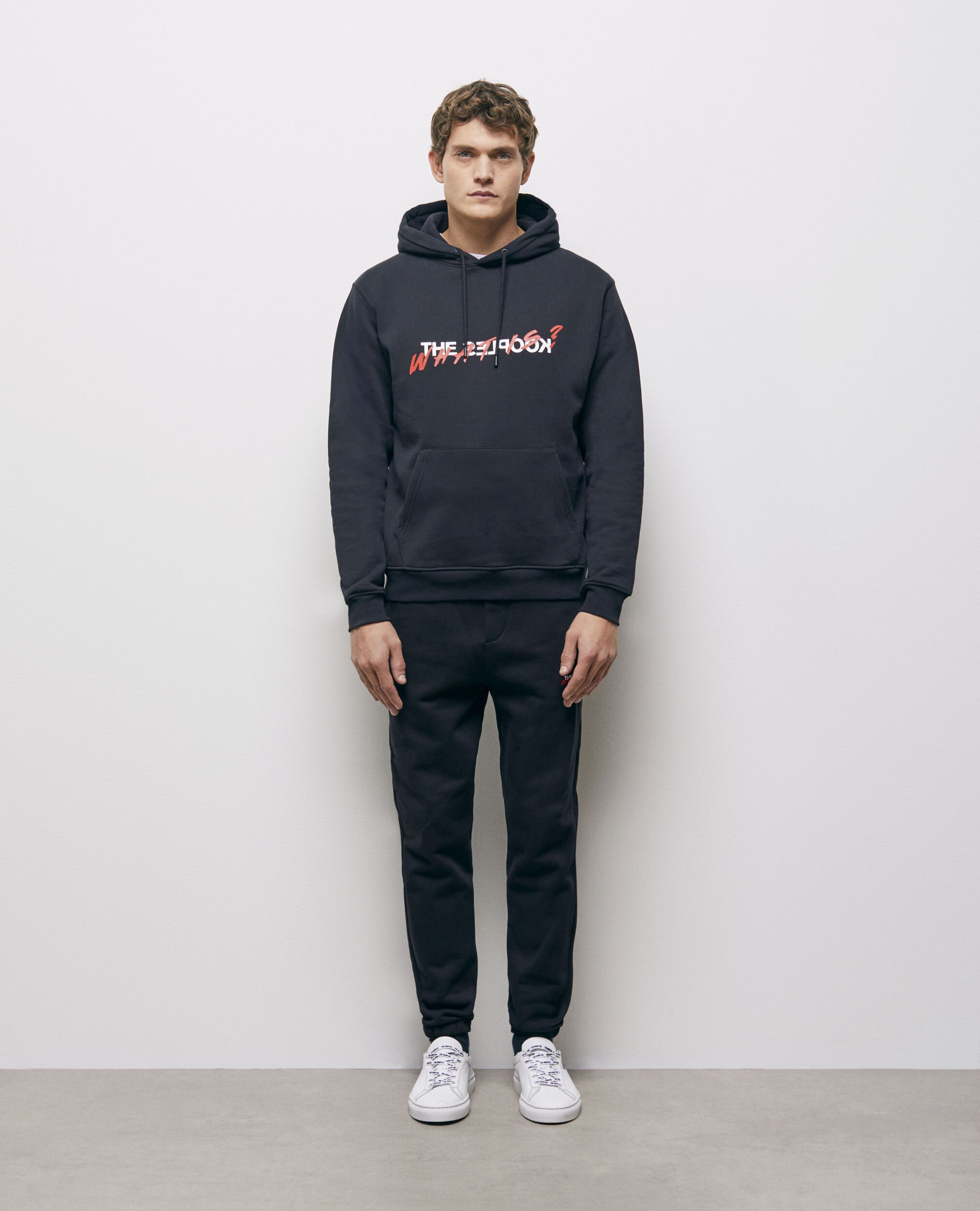 Sweat noir sérigraphie What is