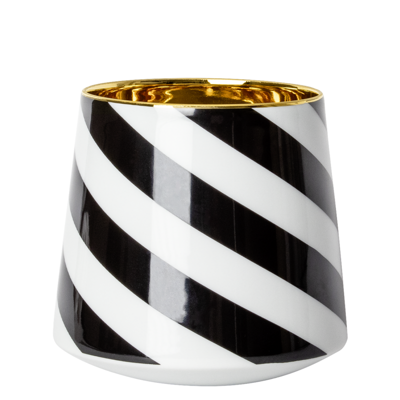 GRAND CRU GOLD ·  BLACK CURL