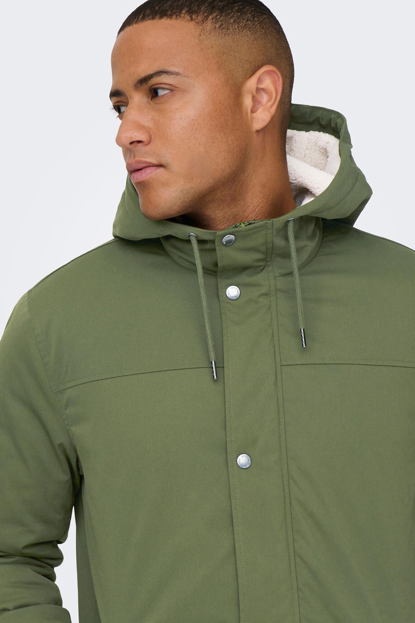 Parka acolchoada com capuz