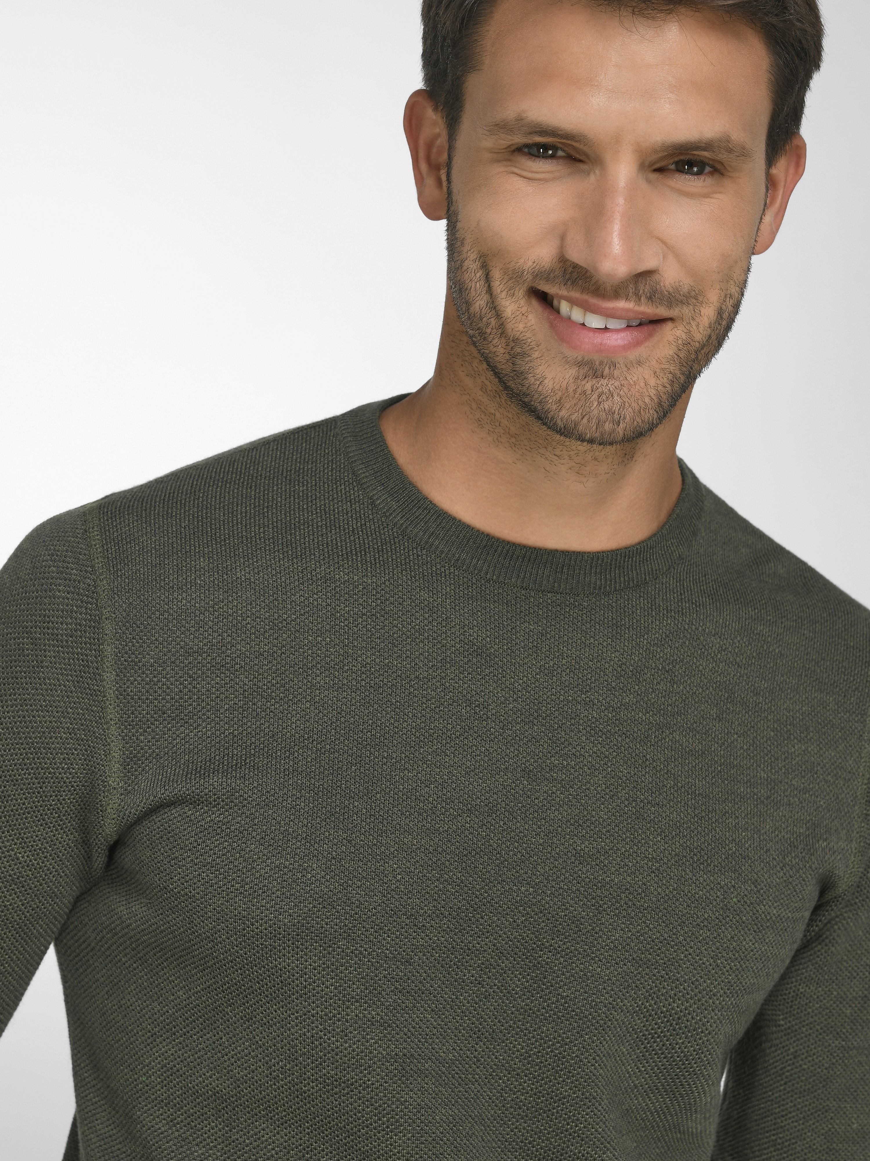 Rundhals-Pullover aus 100% Schurwolle