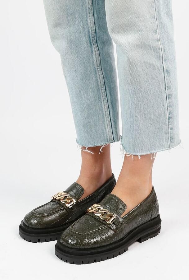 Sacha Dames Donkergroene leren loafers met goudkleurige chain