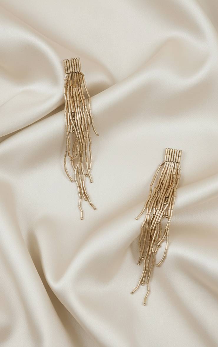 Doré Boucles D'oreilles Pendantes À Pompons Dorés