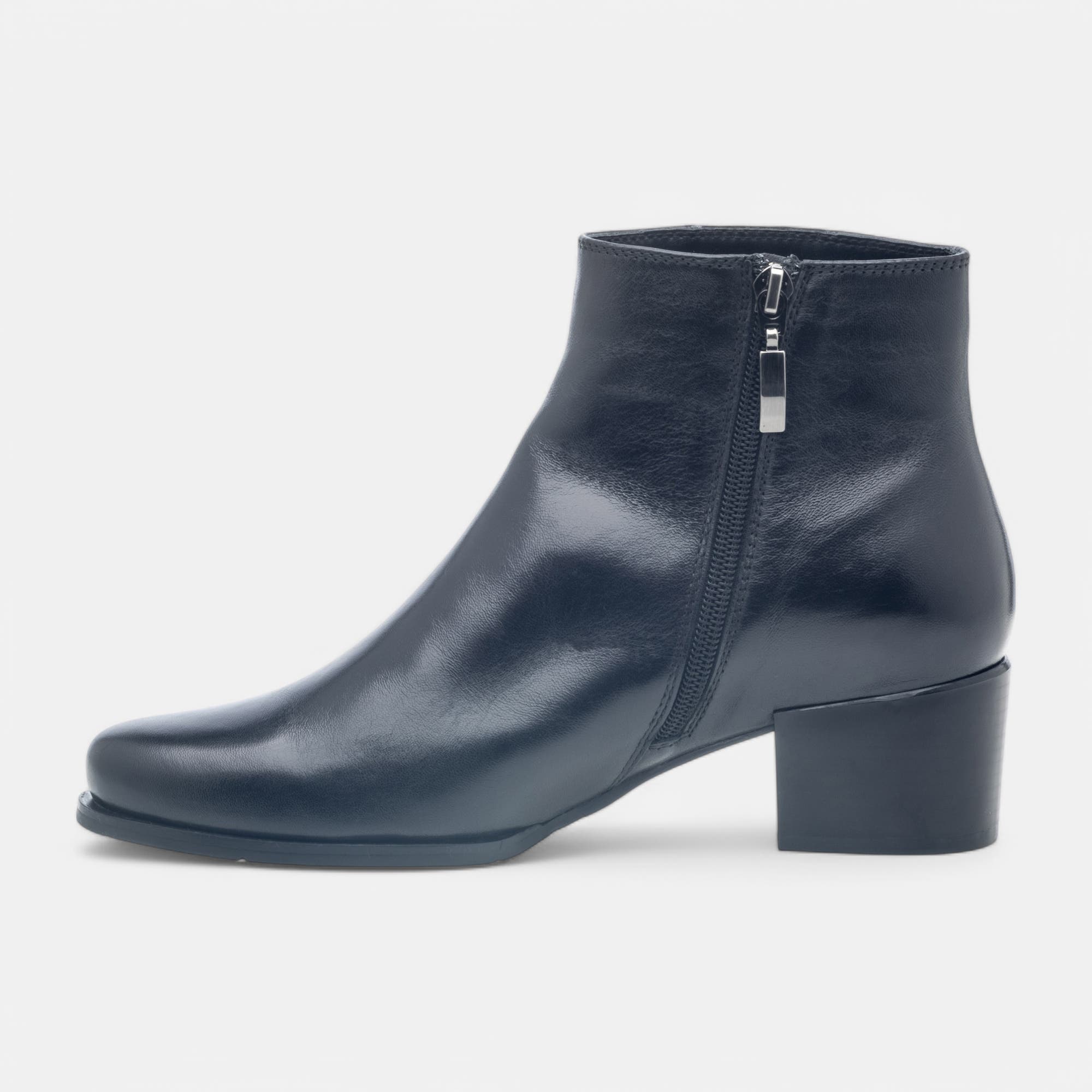 Bottines Femme en cuir noir