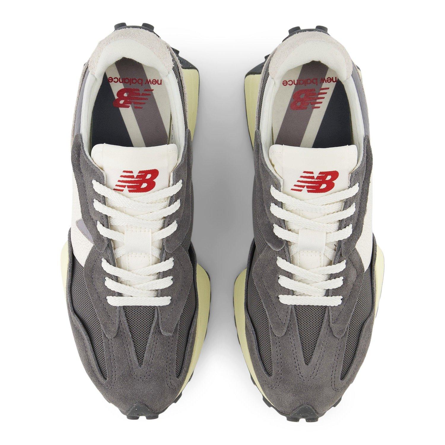 New Balance 327 Vintage Trainers