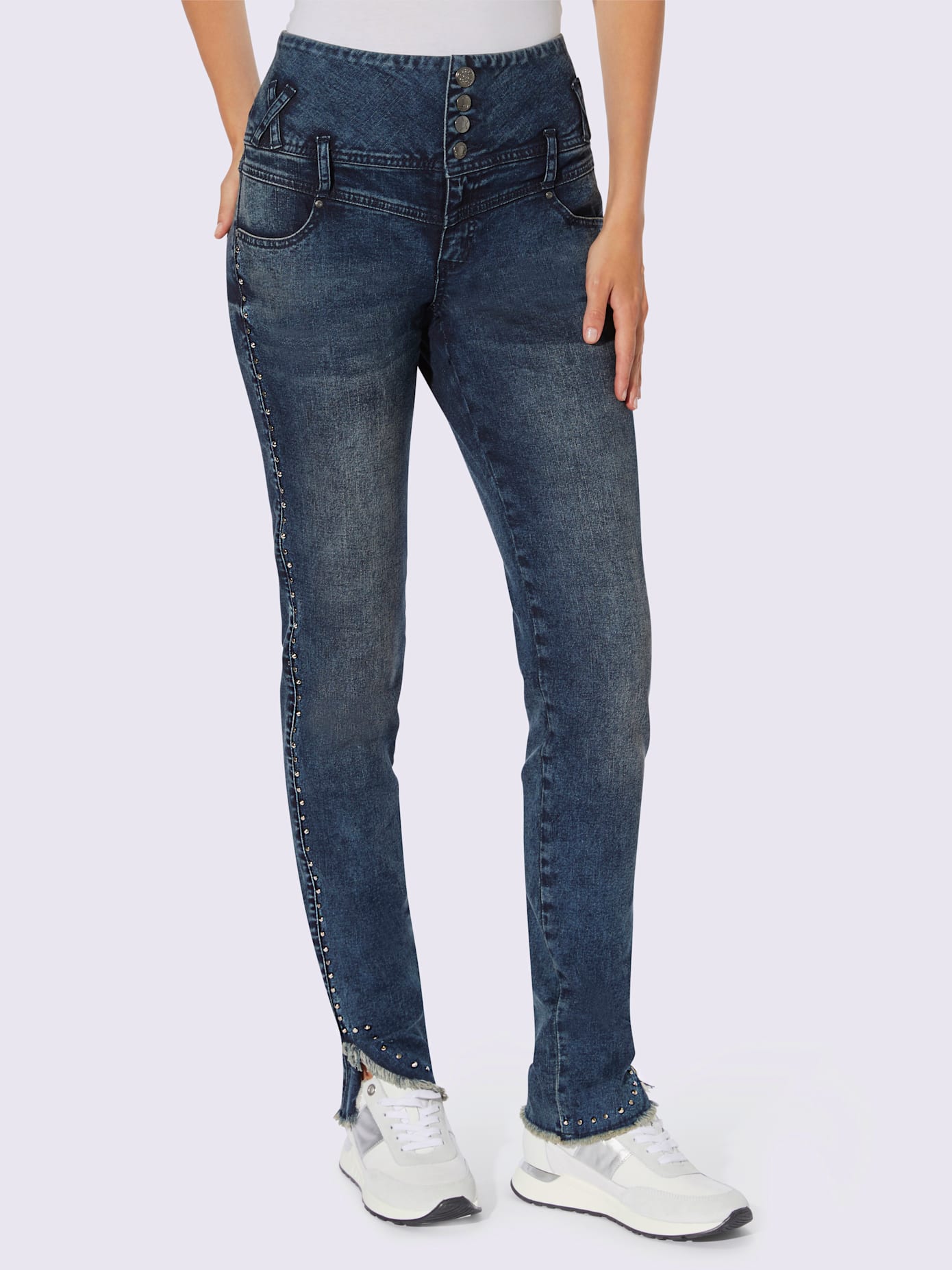 Jean effet délavé moderne