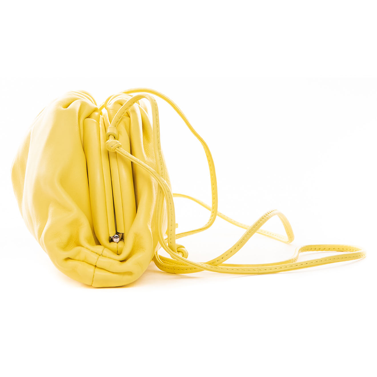 Bottega Veneta Mini sac Pouch en Cuir jaune - Très bon état - L.22 cm