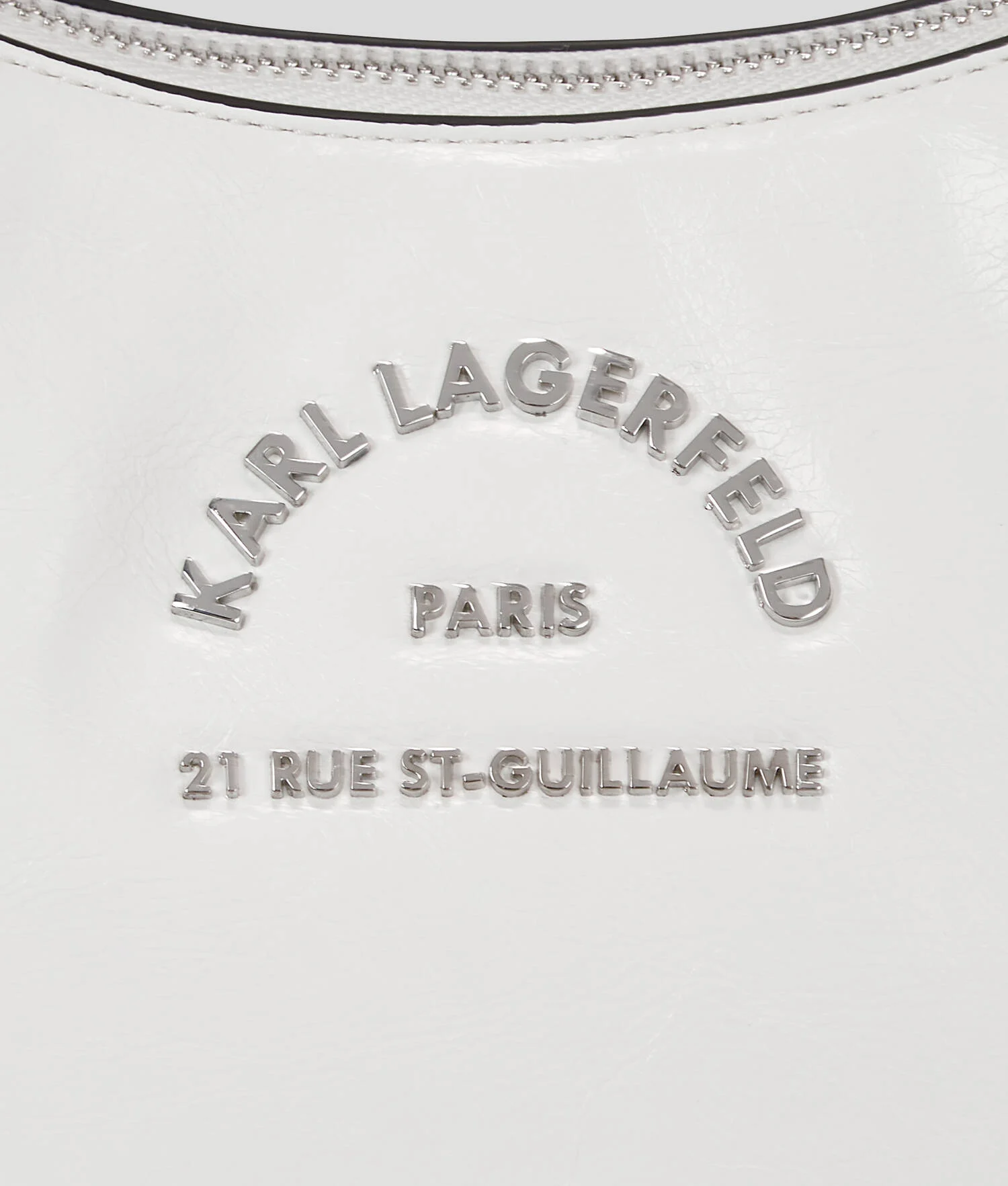 SAC PORTÉ ÉPAULE RUE ST-GUILLAUME