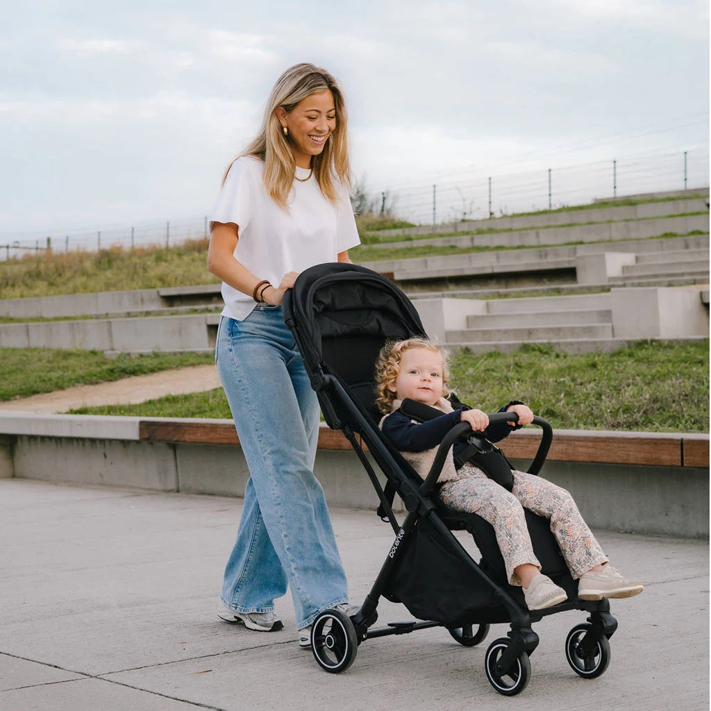 Beatle compact stroller black