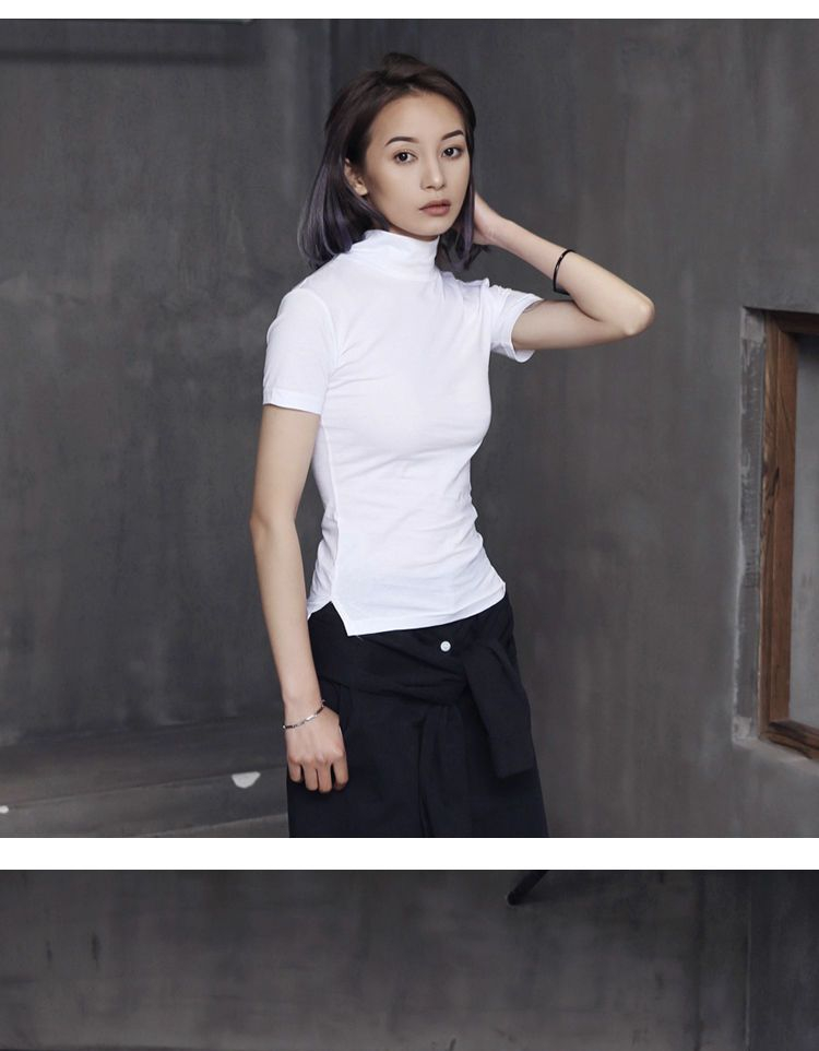 SIMPLE BLACK - T-shirt met korte mouwen en mockneck