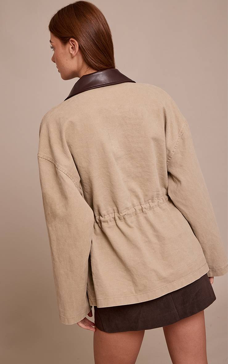 Gris Pierre Veste En Denim Cintrée À Col Contrasté