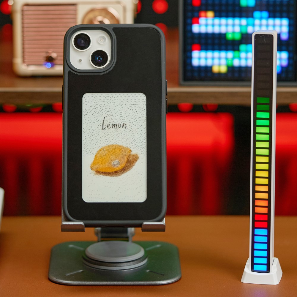 iPhone 15 Hybrid Hülle TPU Bumper mit Acryl Rückseite   DIY E-Ink Display mit NFC Technologie - Schwarz