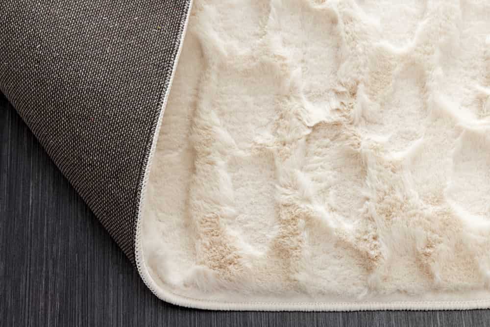 Moderner Teppich DUNE 230x160cm beige Hochflor Indoor-Teppich Hoch-Tief-Effekt Faux-Fur