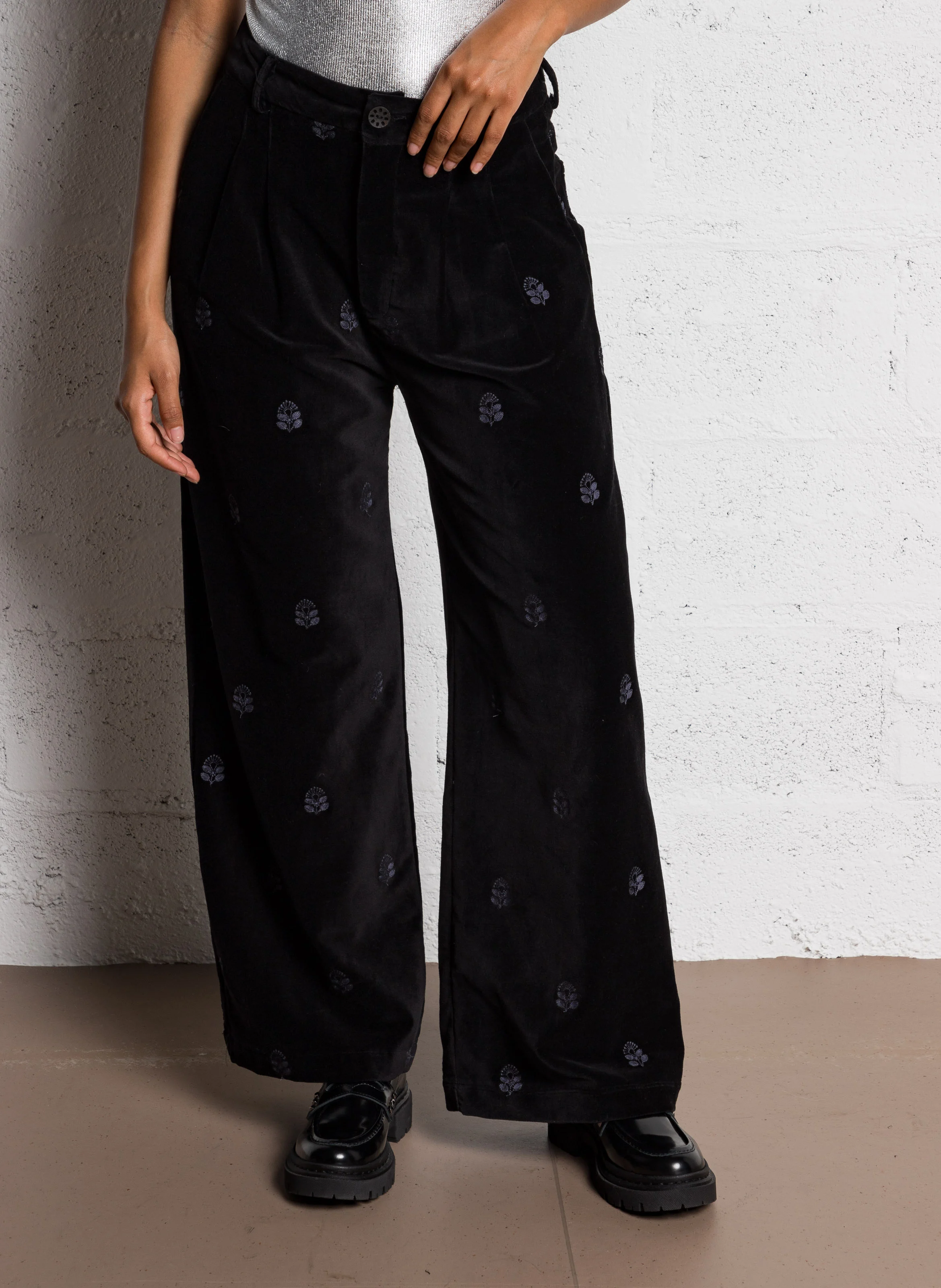 PEPE VEST - Pantalon large brodé en coton | Noir