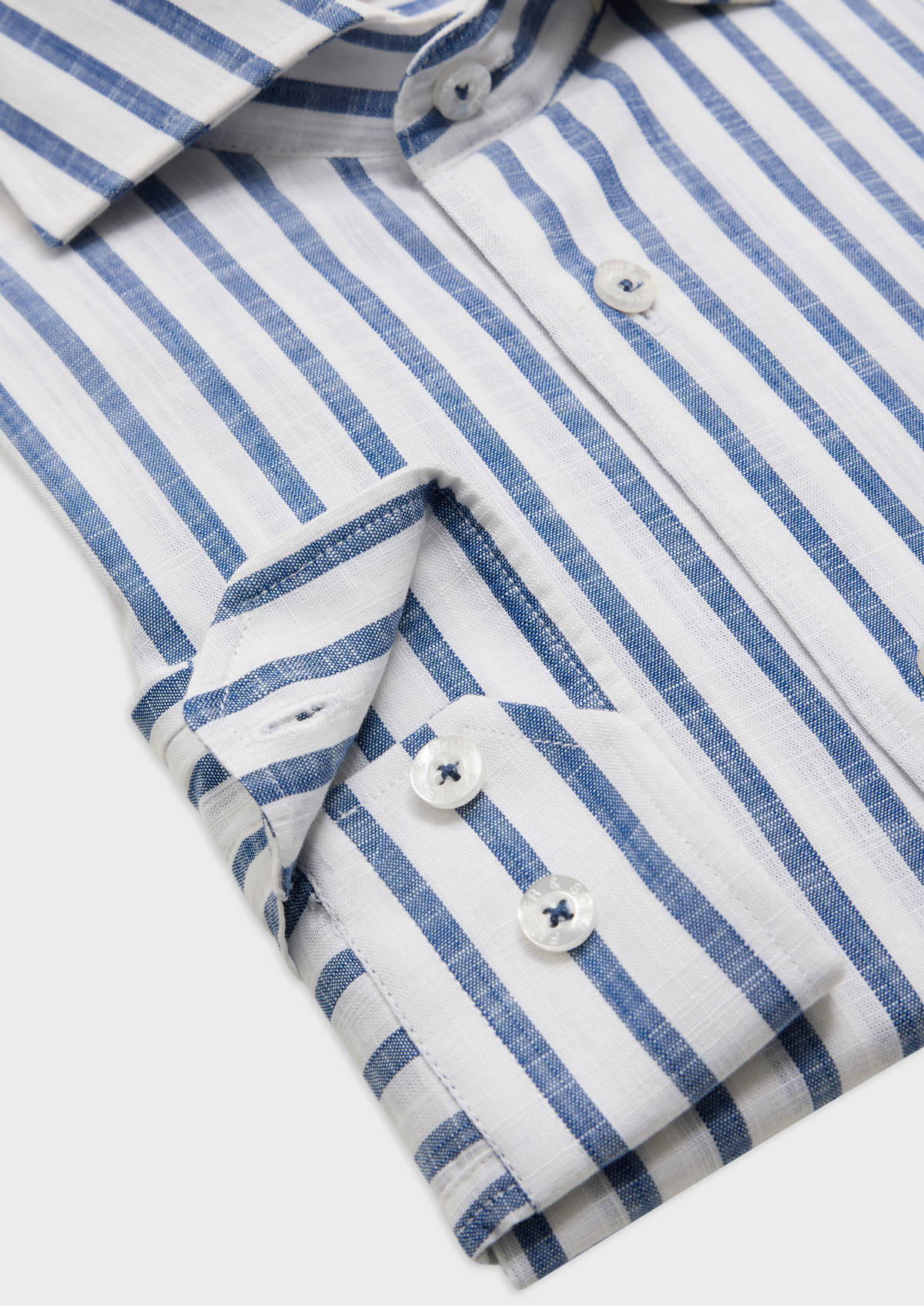 Chemise sport Slim en popeline de coton blanc à rayures bleues