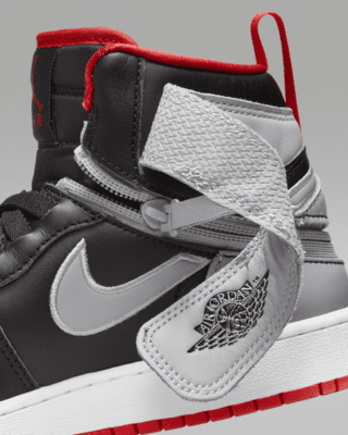 Air Jordan 1 Hi FlyEase Older Kids' Shoes