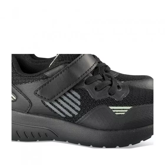 Baskets NOIR UNYK