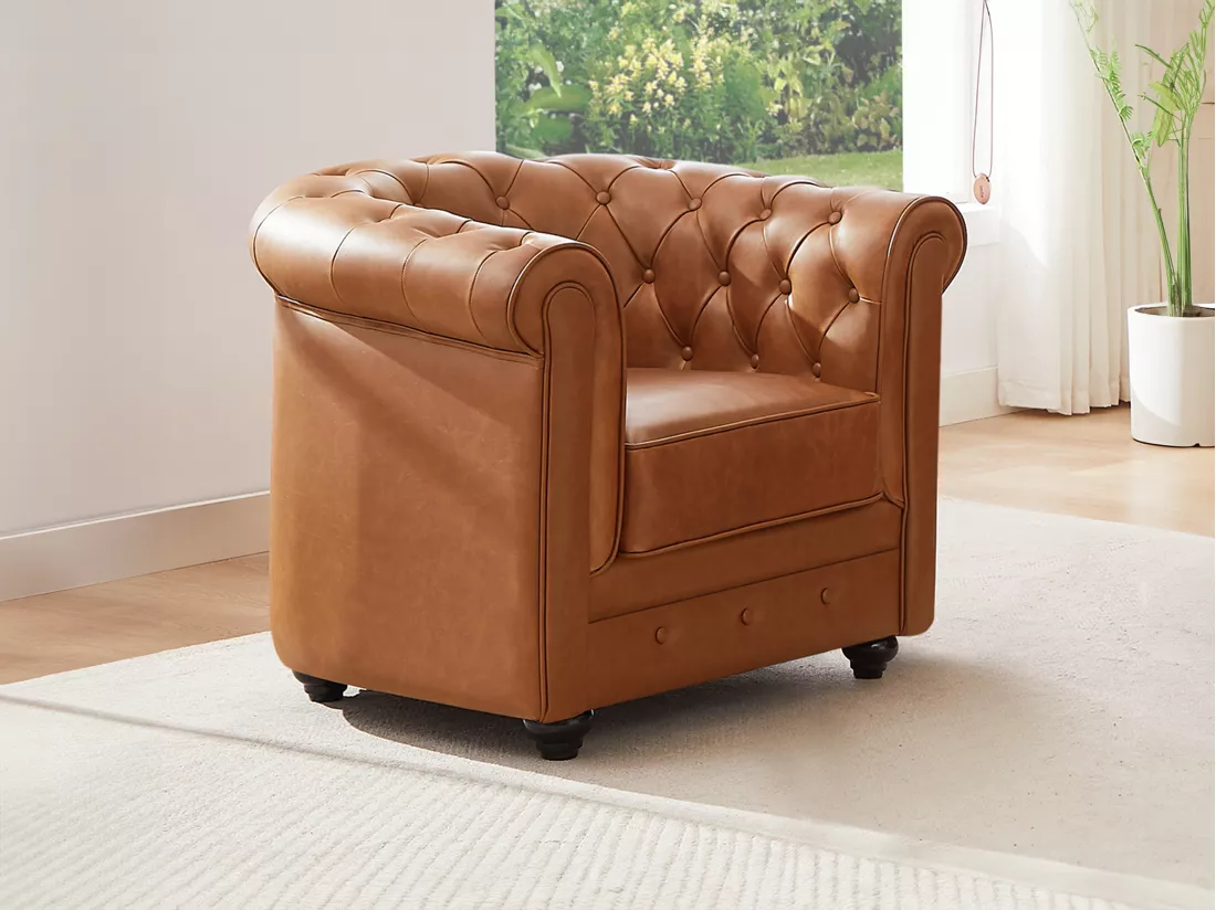 Fauteuil en cuir de vachette camel CHESTERFIELD