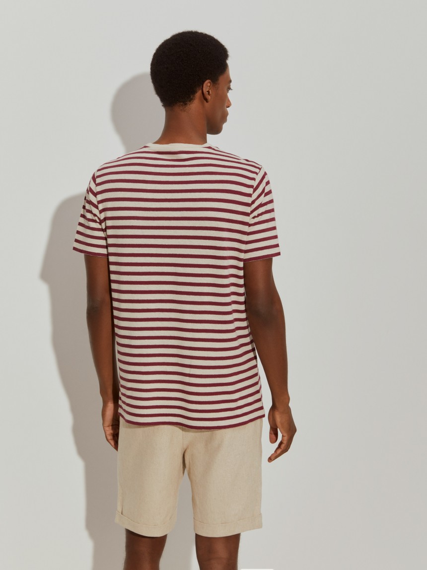 T-shirt às riscas em algodão e linho