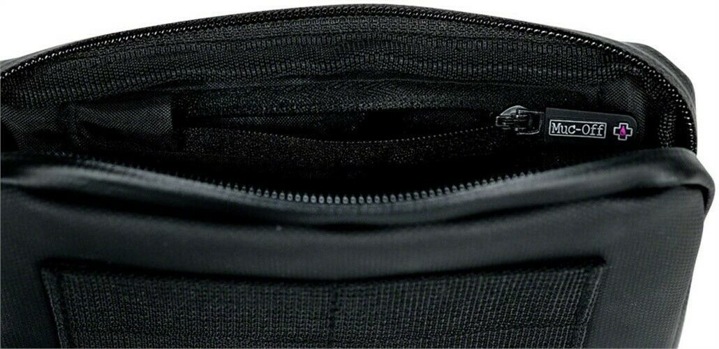 Muc-Off Essentials Case Rainproof Zwart