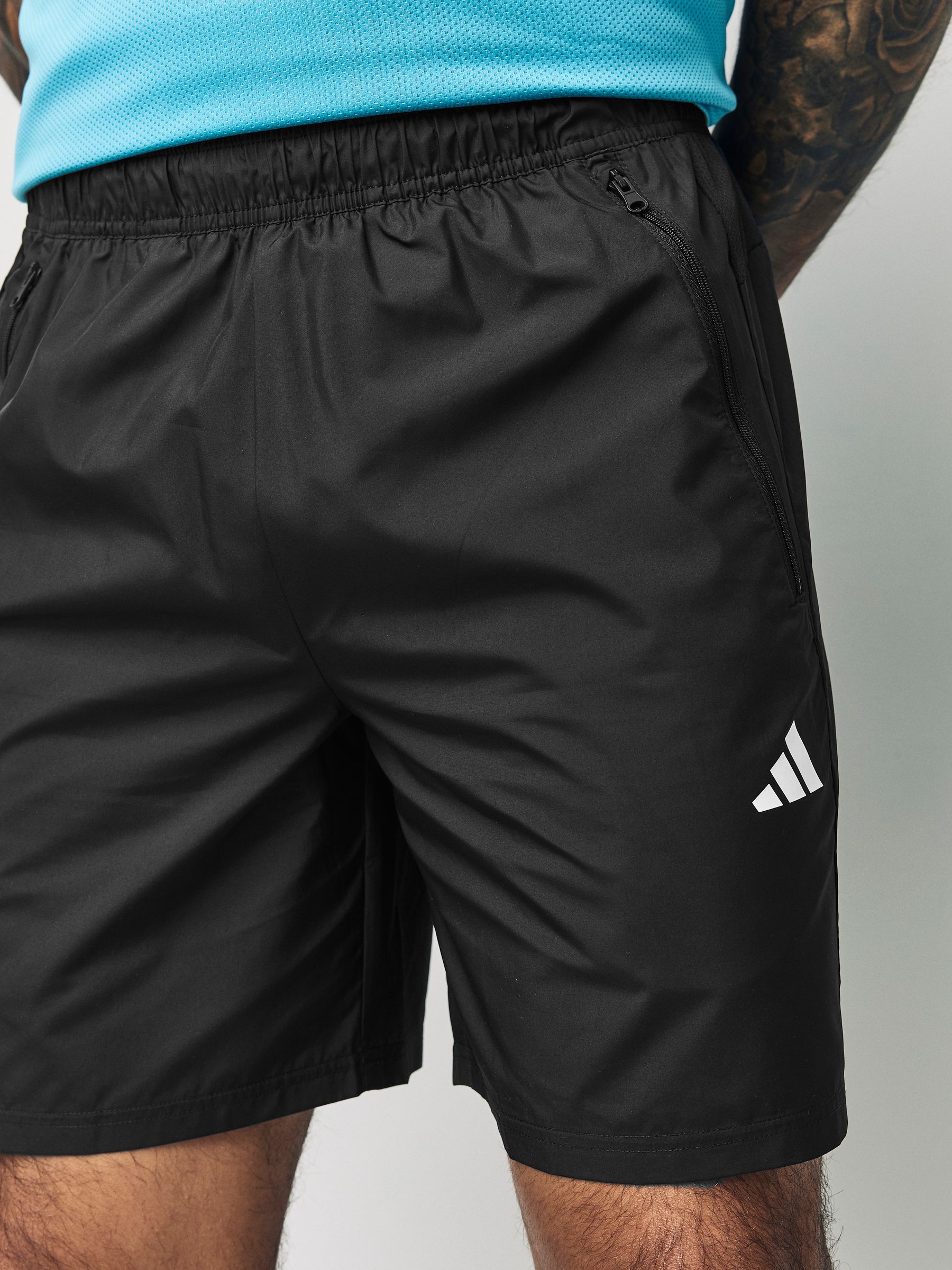 Zwart - adidas Train Essentials geweven trainingsshorts