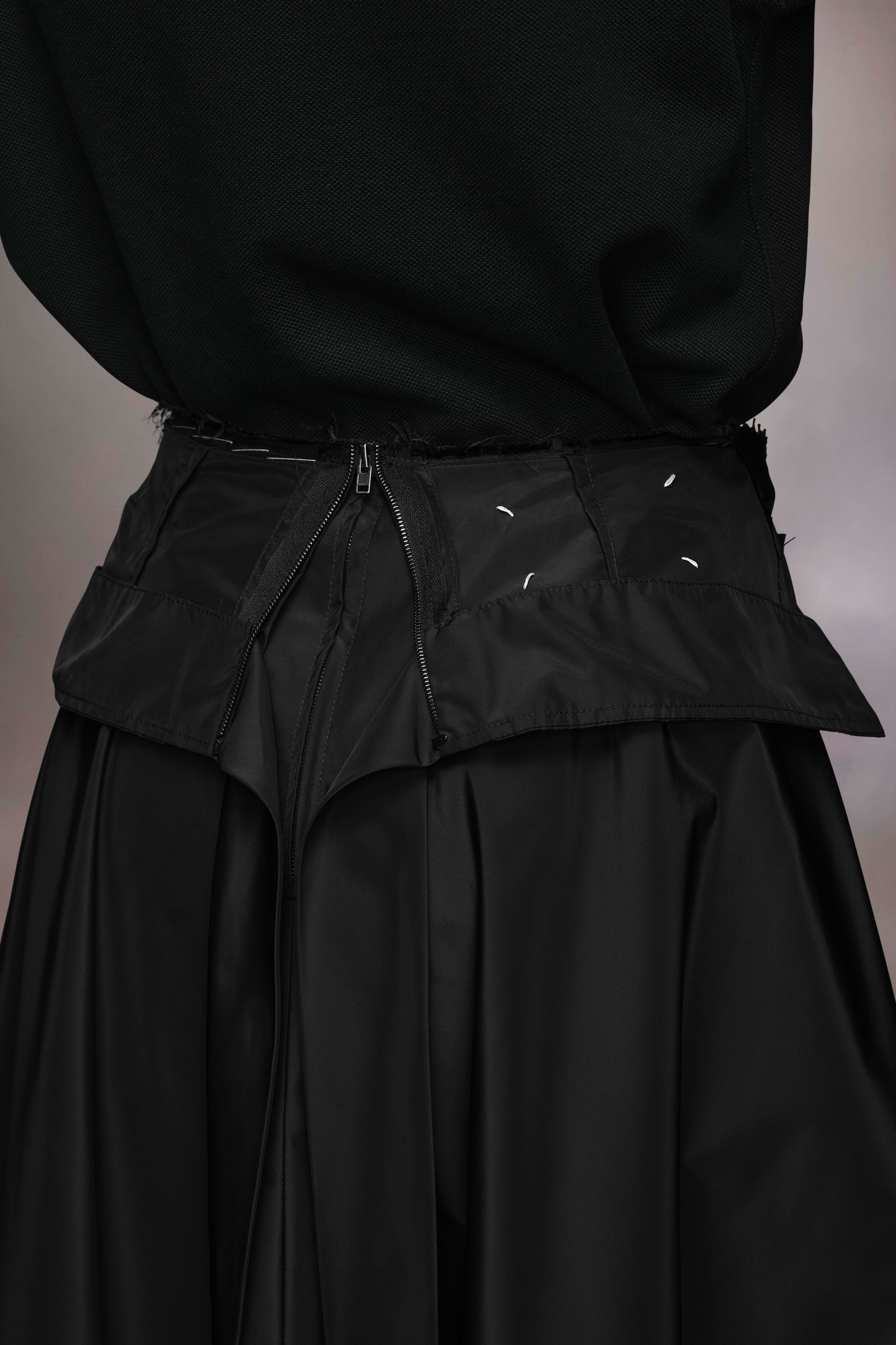 Jupe midi en taffetas Noir