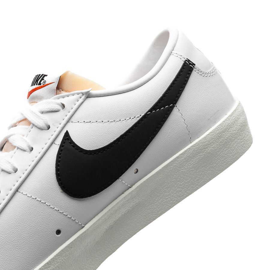 Nike Chaussures Blazer Low '77 Vintage - Blanc/Noir