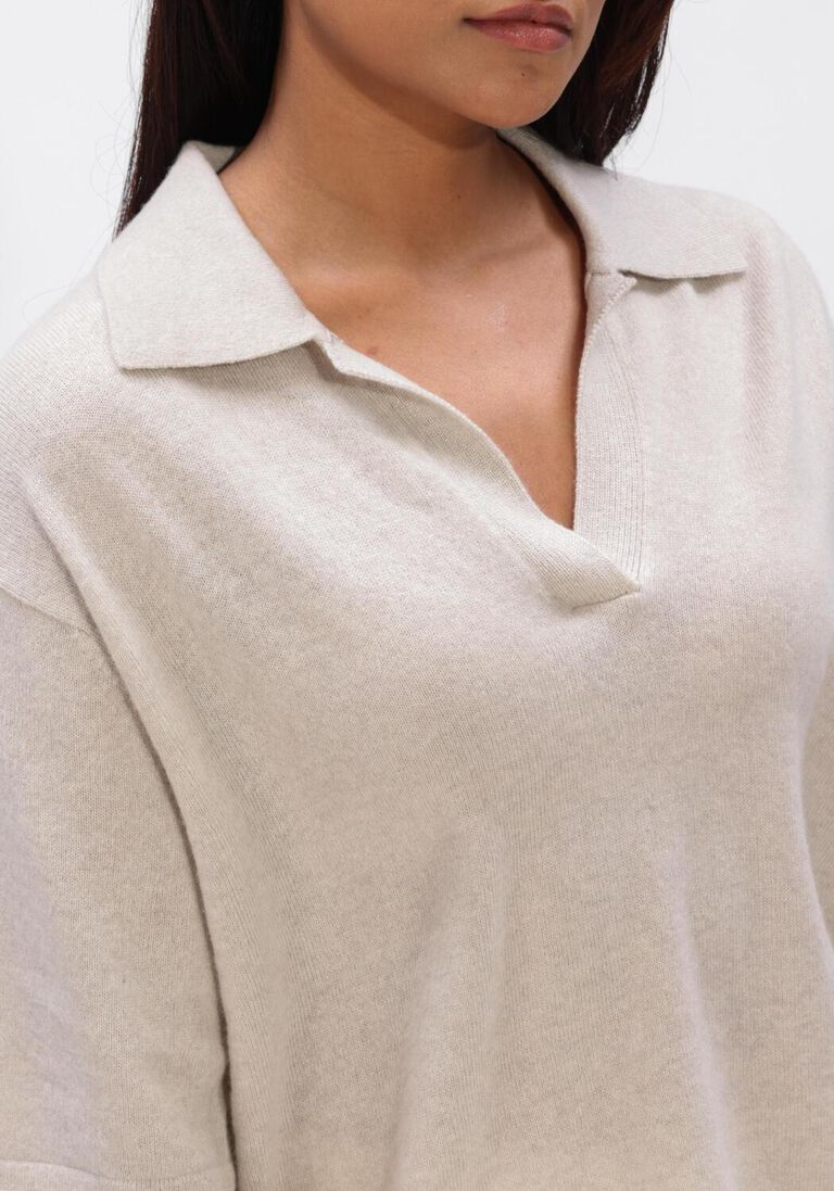 beige lisa yang trui neela t-shirt