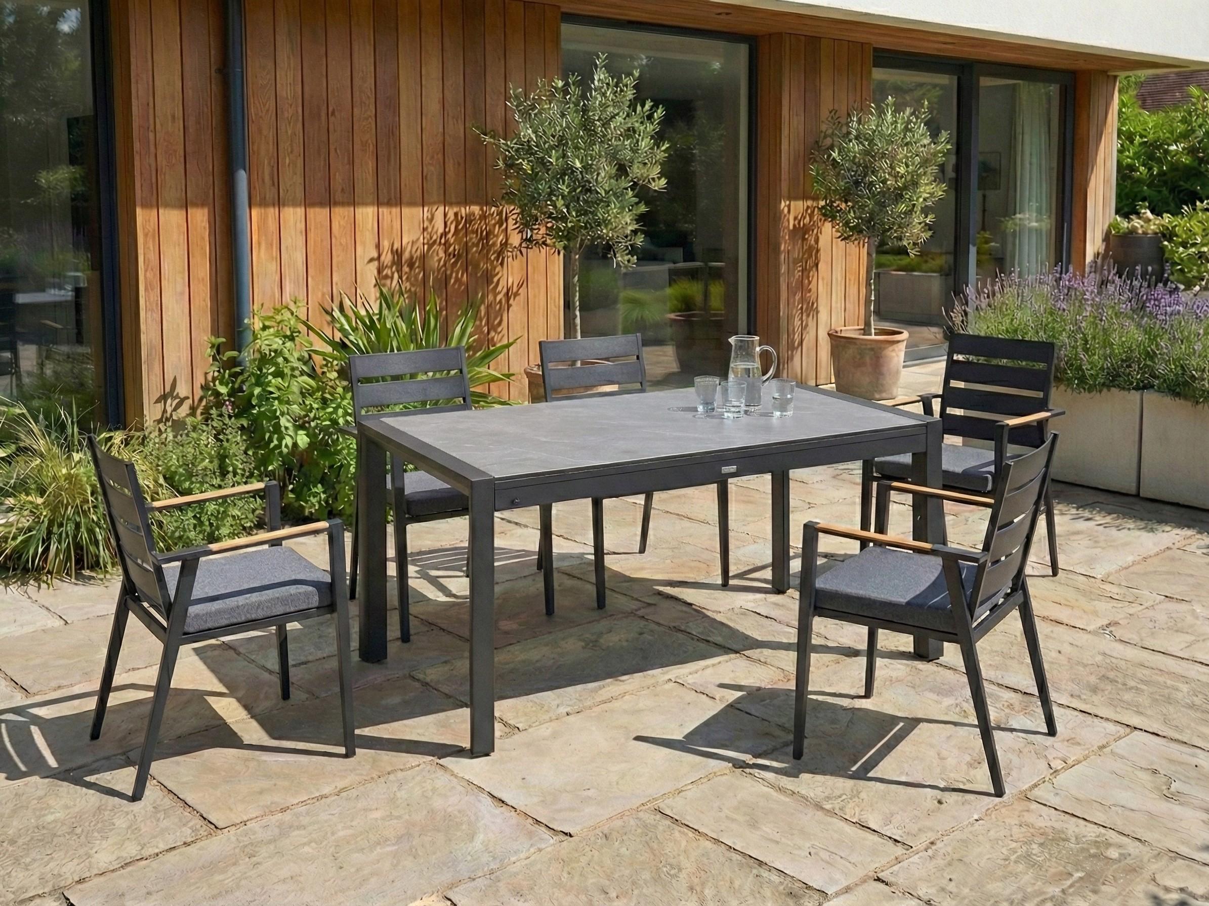 Uitschuifbare tuintafel BINASCO 160/220 cm 90 cm Steeneffect Grijs