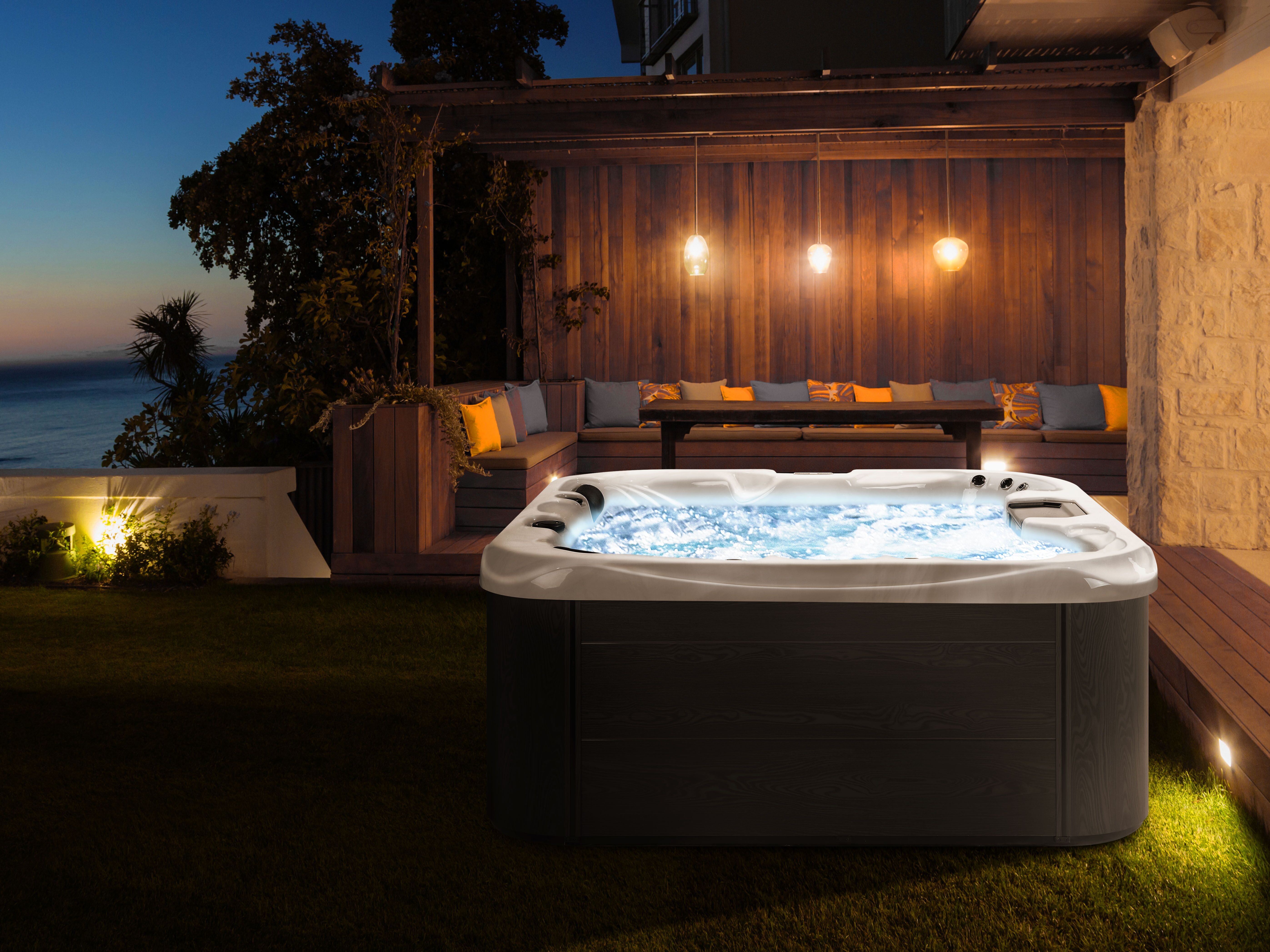 Buiten hottub met LED LASTARRIA Wit