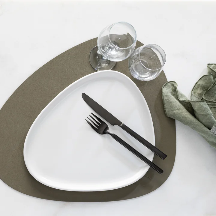 Lind DNA - Tischset Curve M, 31 x 35 cm, Nupo herbal dust