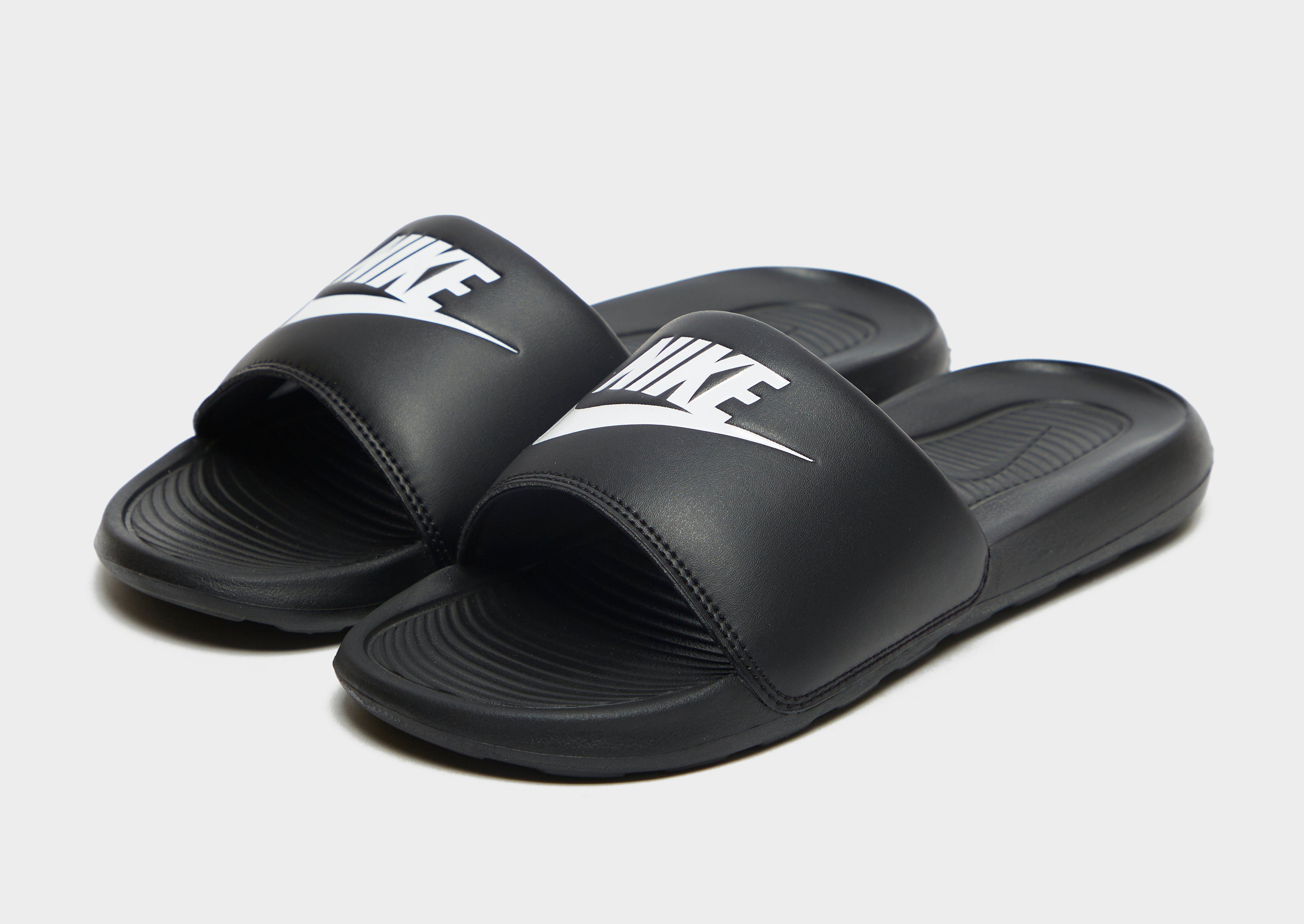 Nike Claquette Nike Victori One pour Femme
