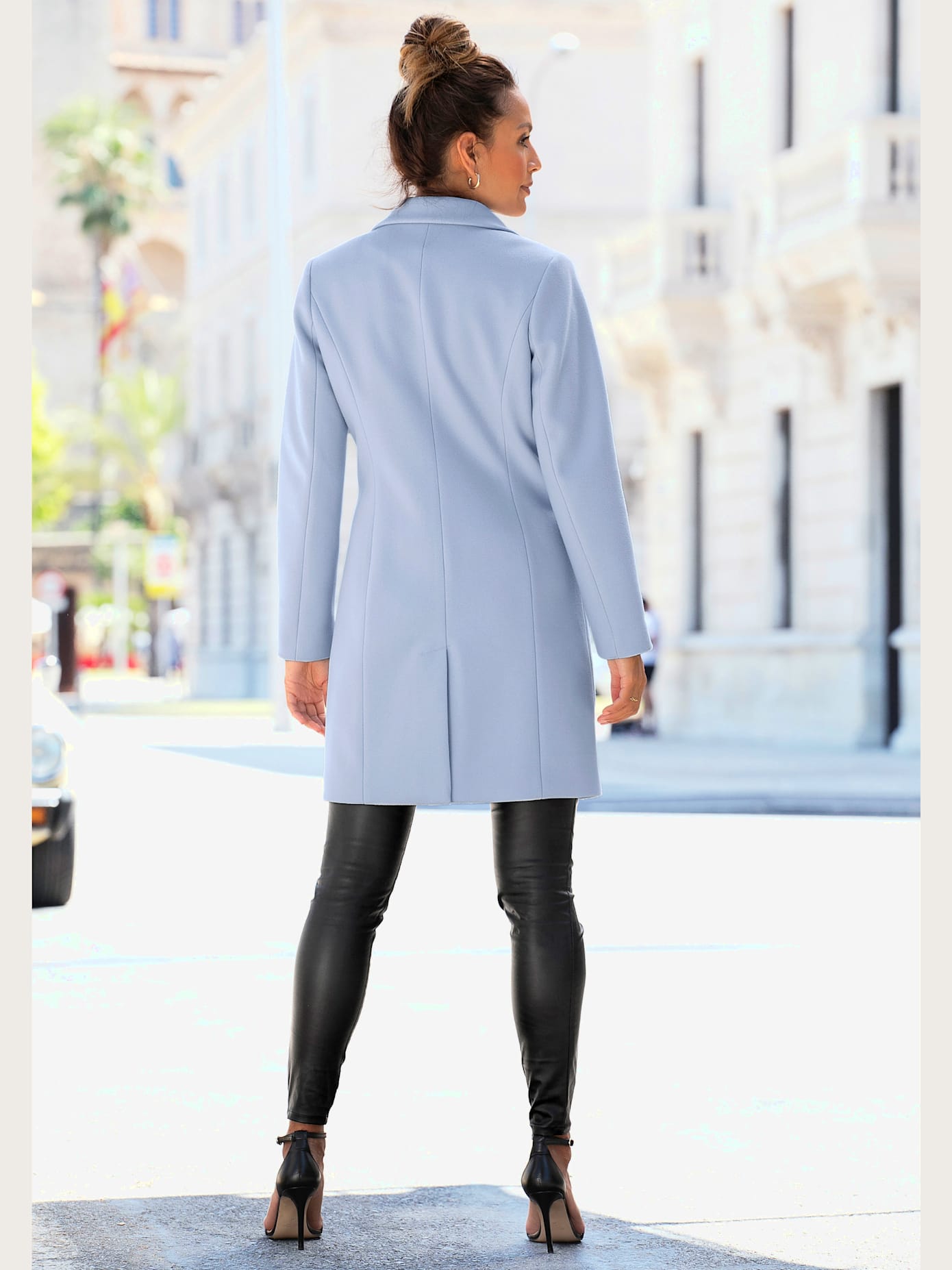 Manteau long, grand col à revers
