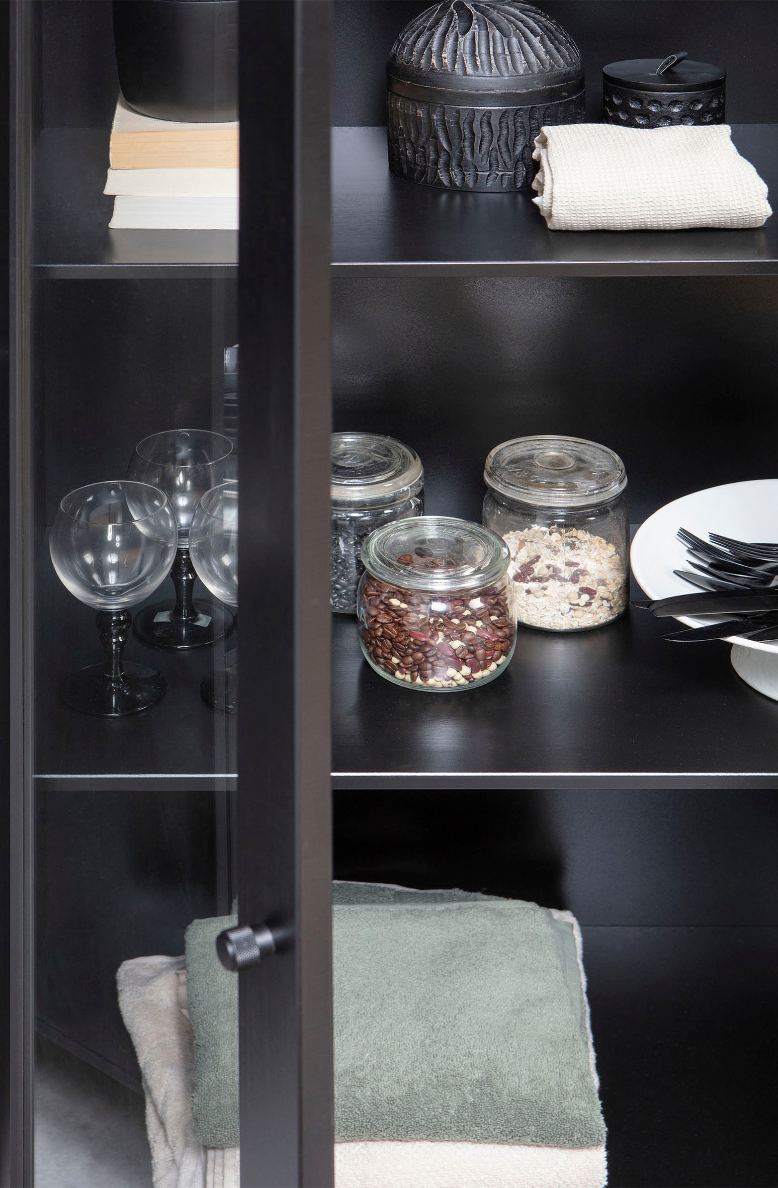 WOOOD Vitrine »Xam« aus Kiefernholz, Breite 100 cm