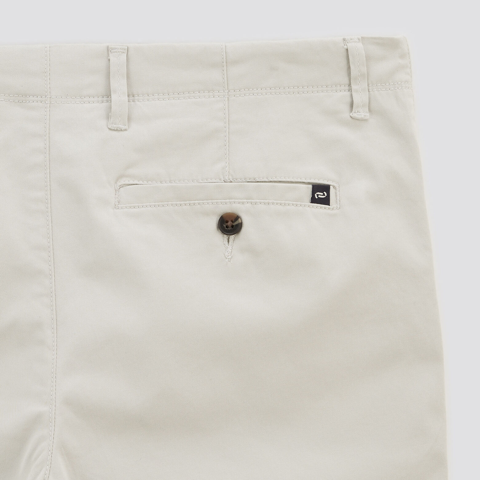 Pantalon chino slim 'le parfait by JULES' Ecru