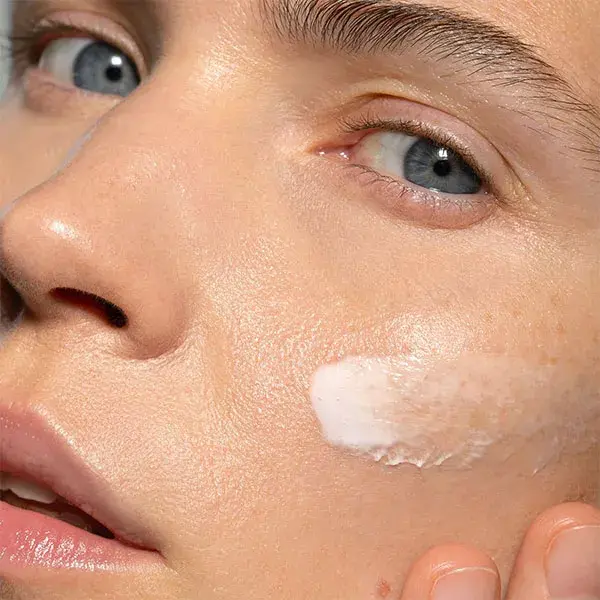 Creme de dia herbal alternativo ao retinol da Madara Cosmetics, 50ml