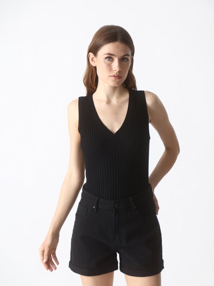 Top de malha sem mangas - Preto