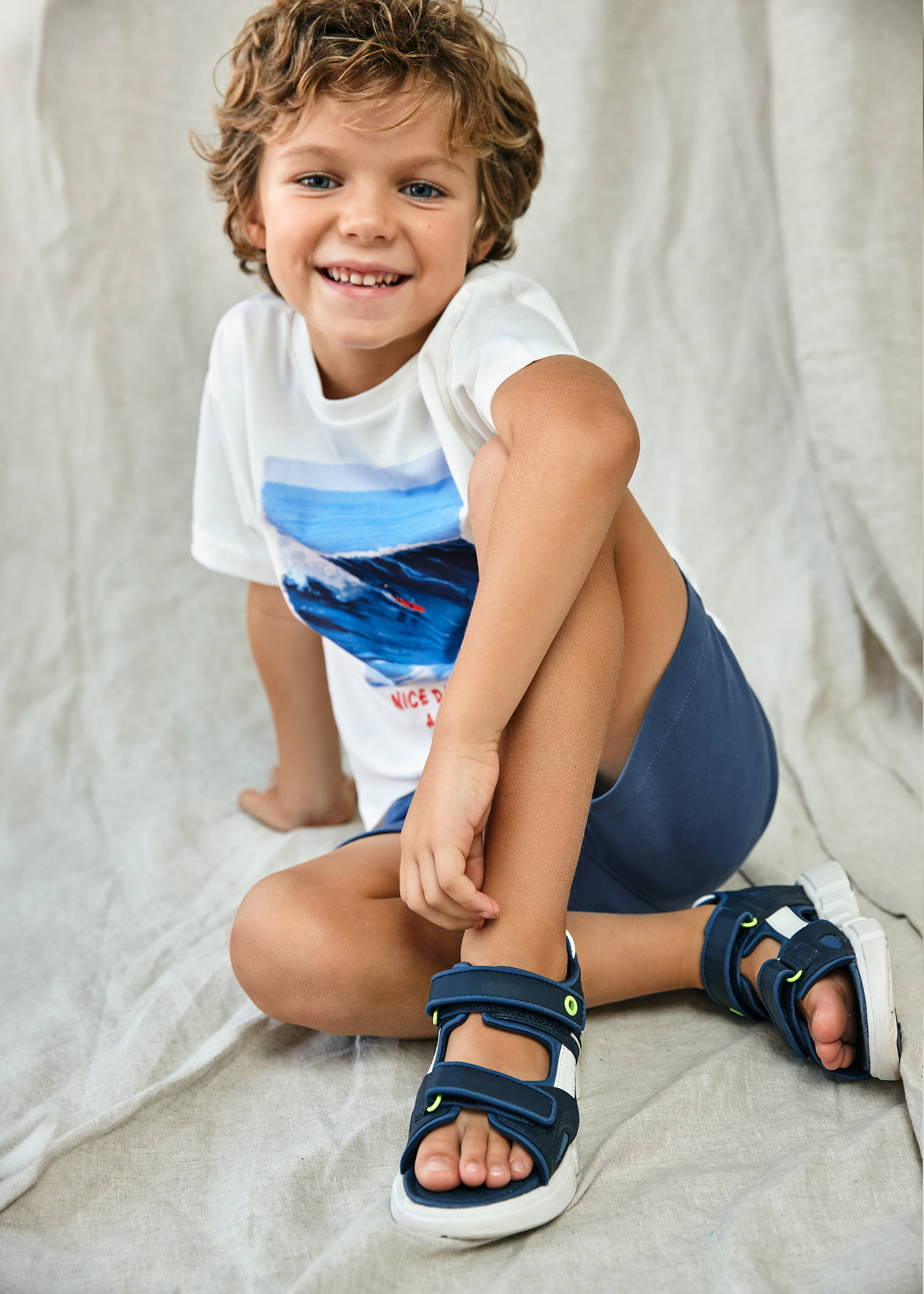 Conjunto esportivo de algodão Better Cotton de 3 peças para meninos