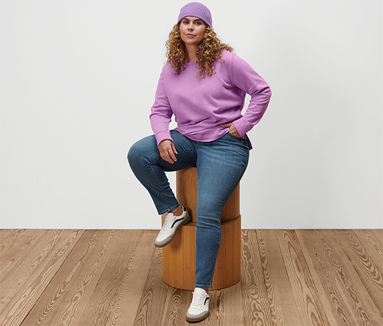 Sweatshirt