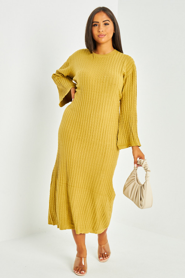 Robe pull moutarde torsadée