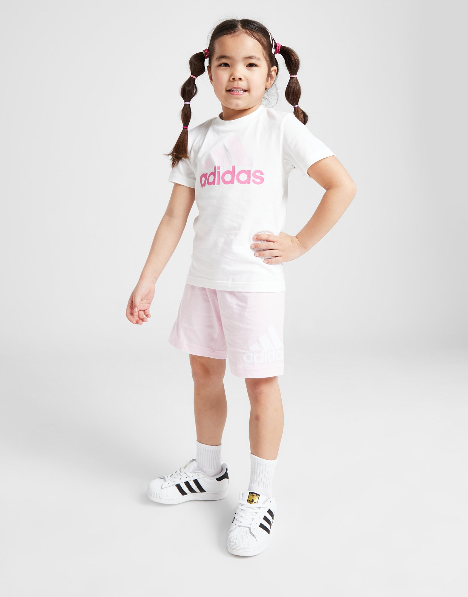 adidas Ensemble T-shirt/Short Badge of Sport Enfant