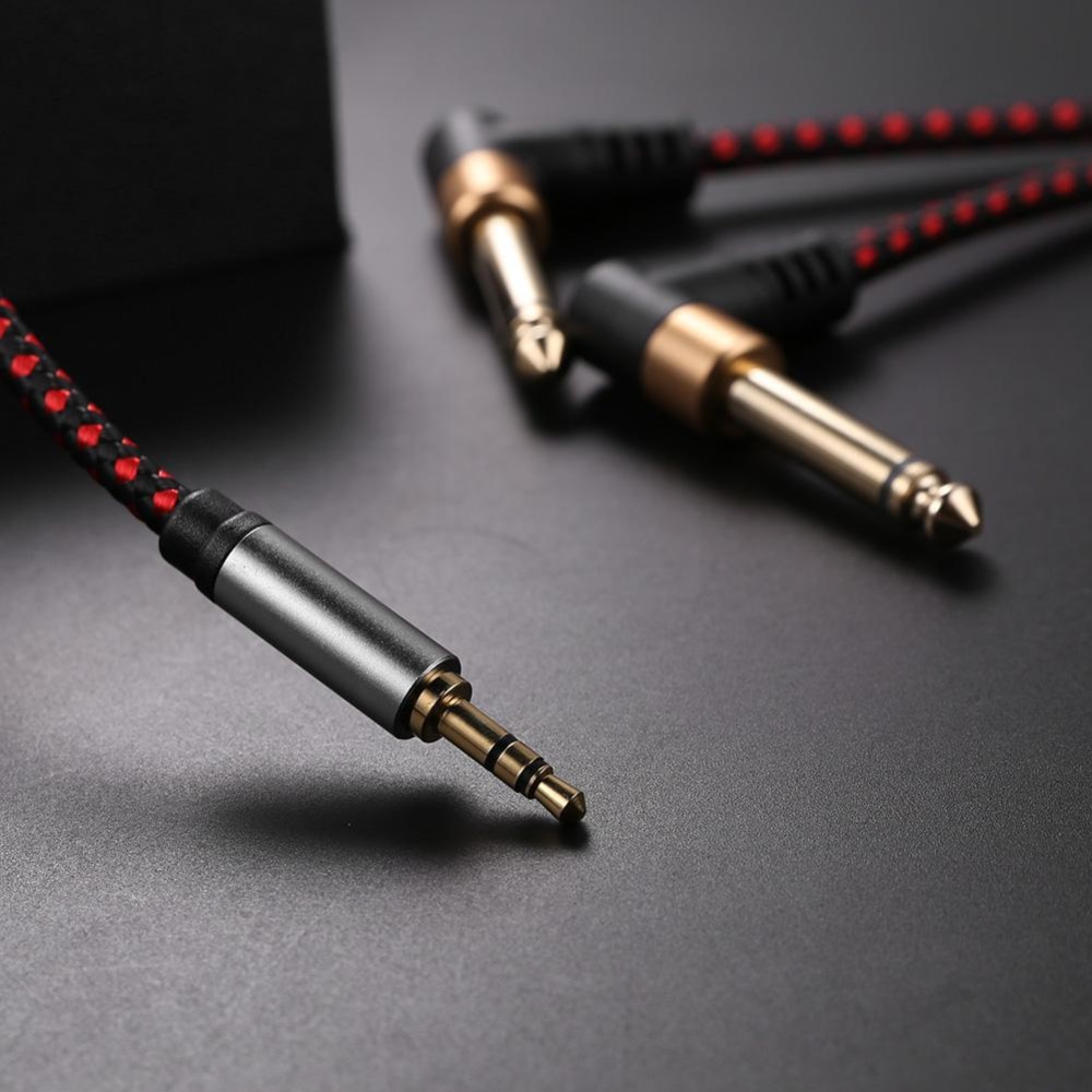 (5m) 3.5mm Stereo Audio AUX Klinke Stecker auf 6.35mm Nylon Y Kabel 90° Winkel mit vergoldeten Kontakten - Schwarz / Rot
