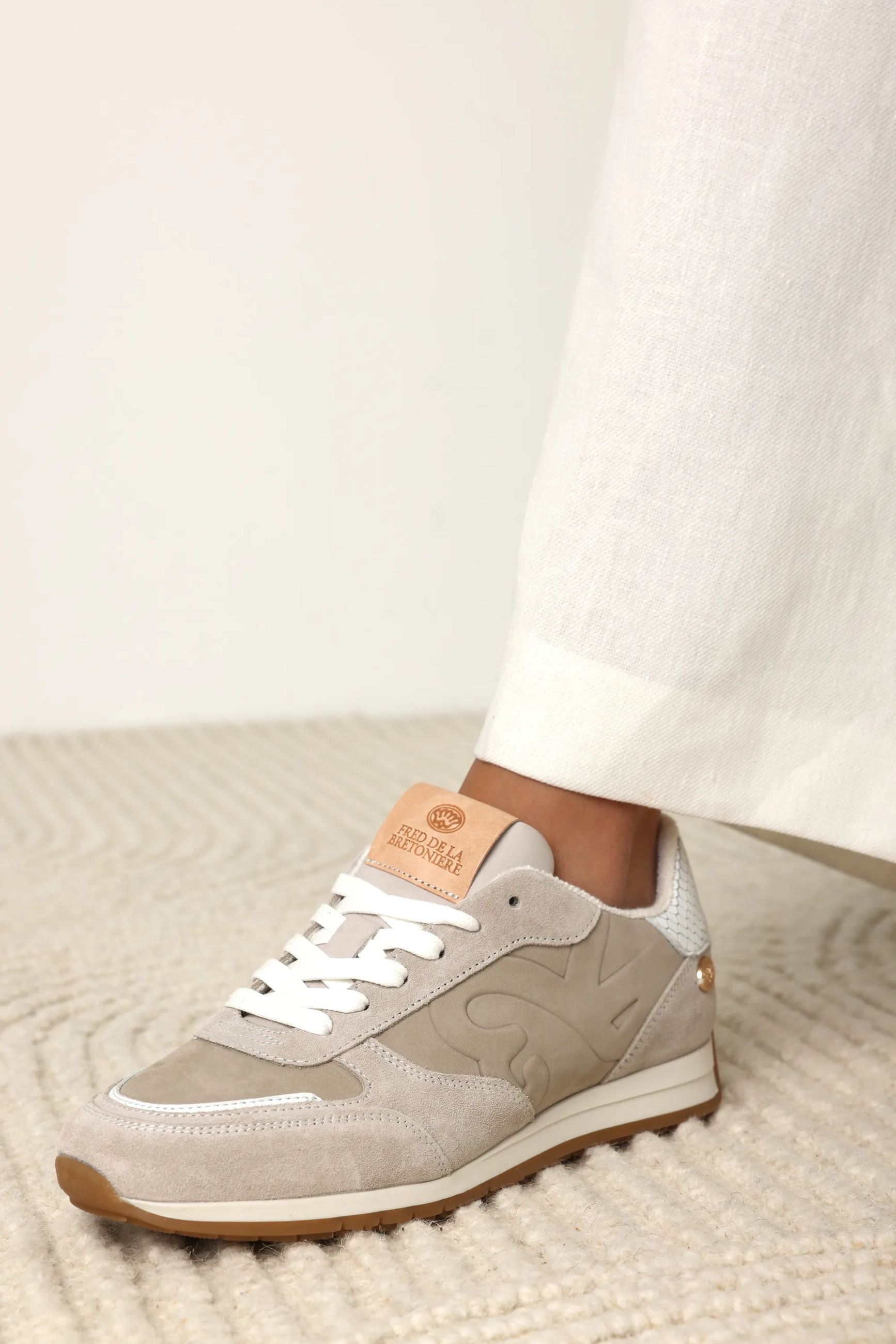 VLORA SIGN Nub Beige