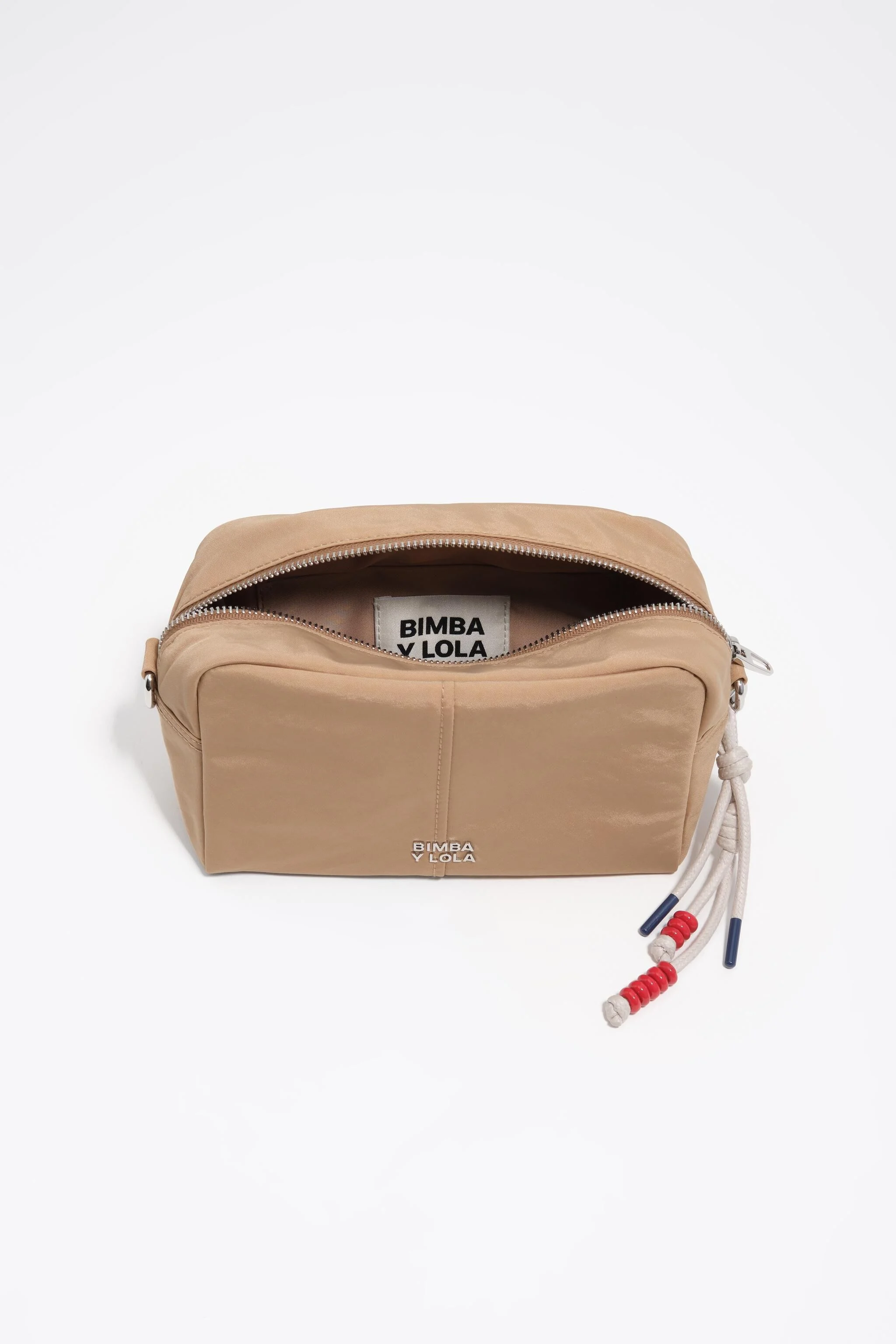 Bolsa transversal de nylon cor camelo