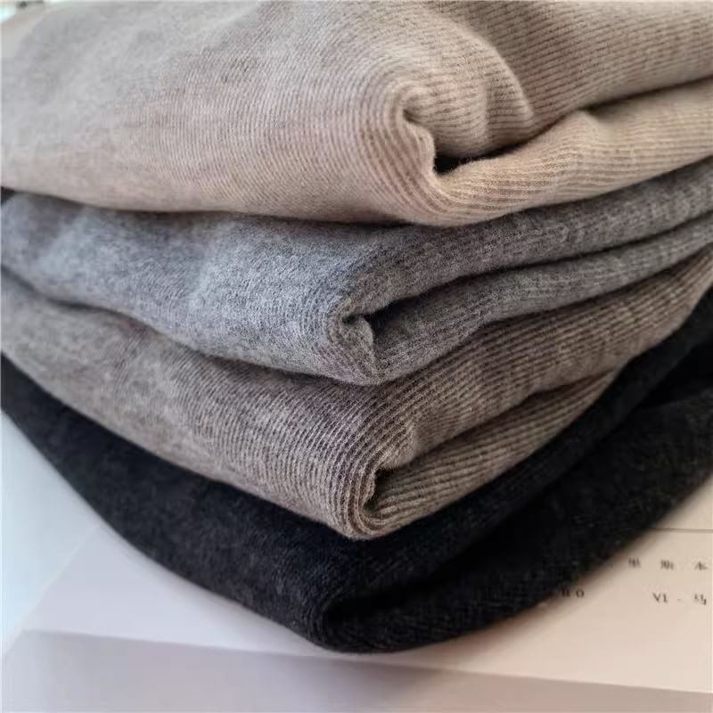 Dreamkura - Geribbeld T-shirt met lange mouwen en mockneck