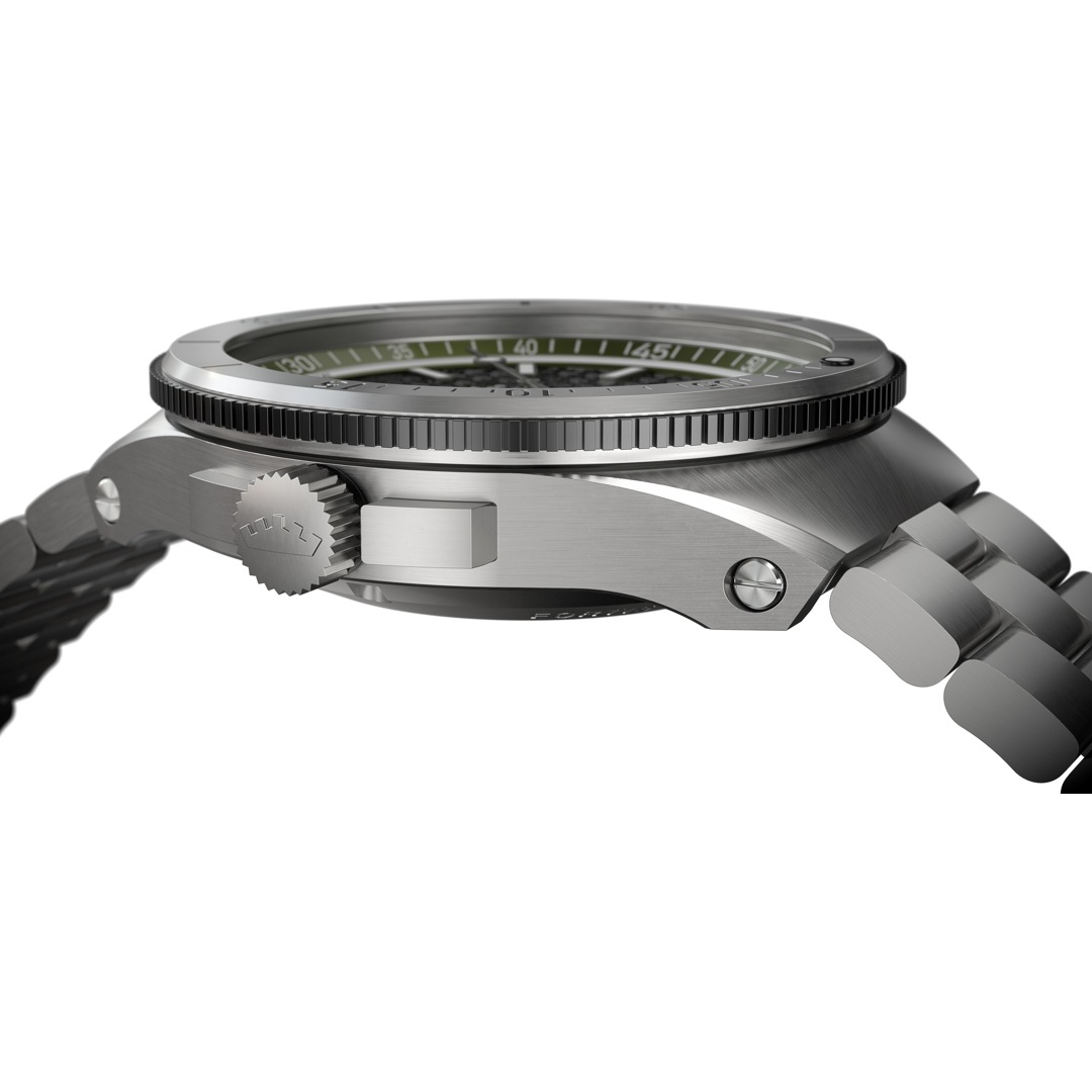 Fortis Marinemaster M-44 Chronometer Woodpecker Green Block Bracelet